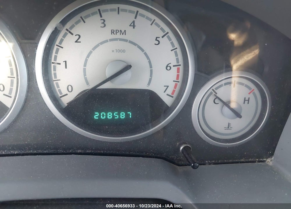 2010 CHRYSLER TOWN & COUNTRY TOURING VIN: 2A4RR5DX1AR337733