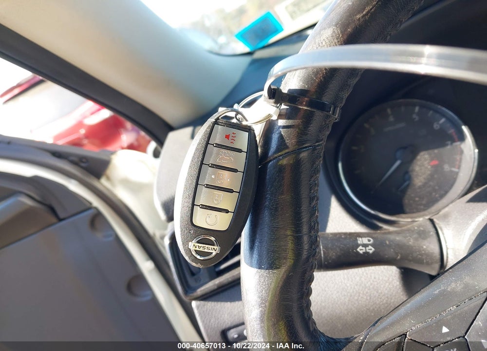 2019 NISSAN ROGUE SV VIN: JN8AT2MV4KW373124