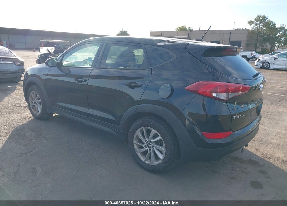 2016 HYUNDAI TUCSON SE VIN: KM8J23A4XGU062103