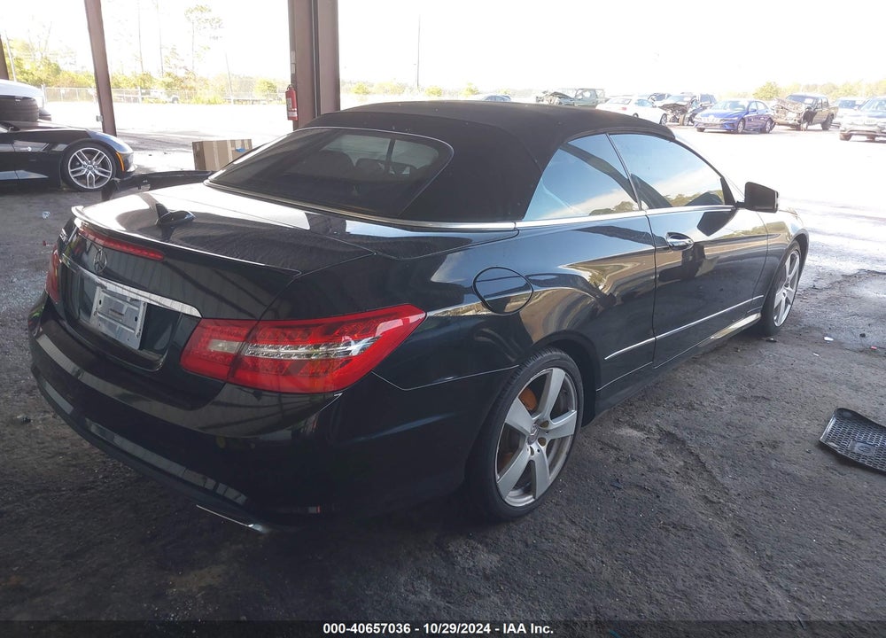 2011 MERCEDES-BENZ E 550 VIN: WDDKK7CF3BF099902