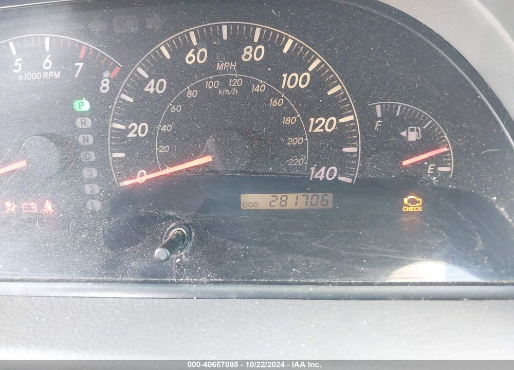 2005 TOYOTA CAMRY XLE V6 VIN: 4T1BF30K25U094260
