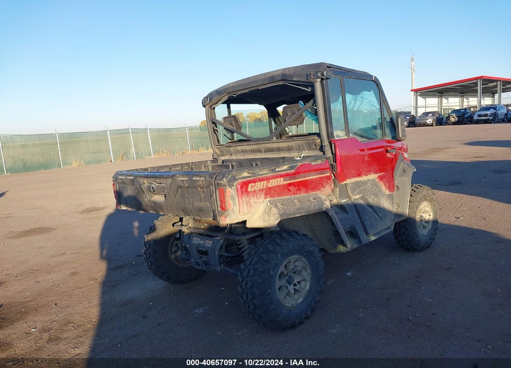 2024 CAN-AM DEFENDER VIN: 3JBUVAX41RK012961