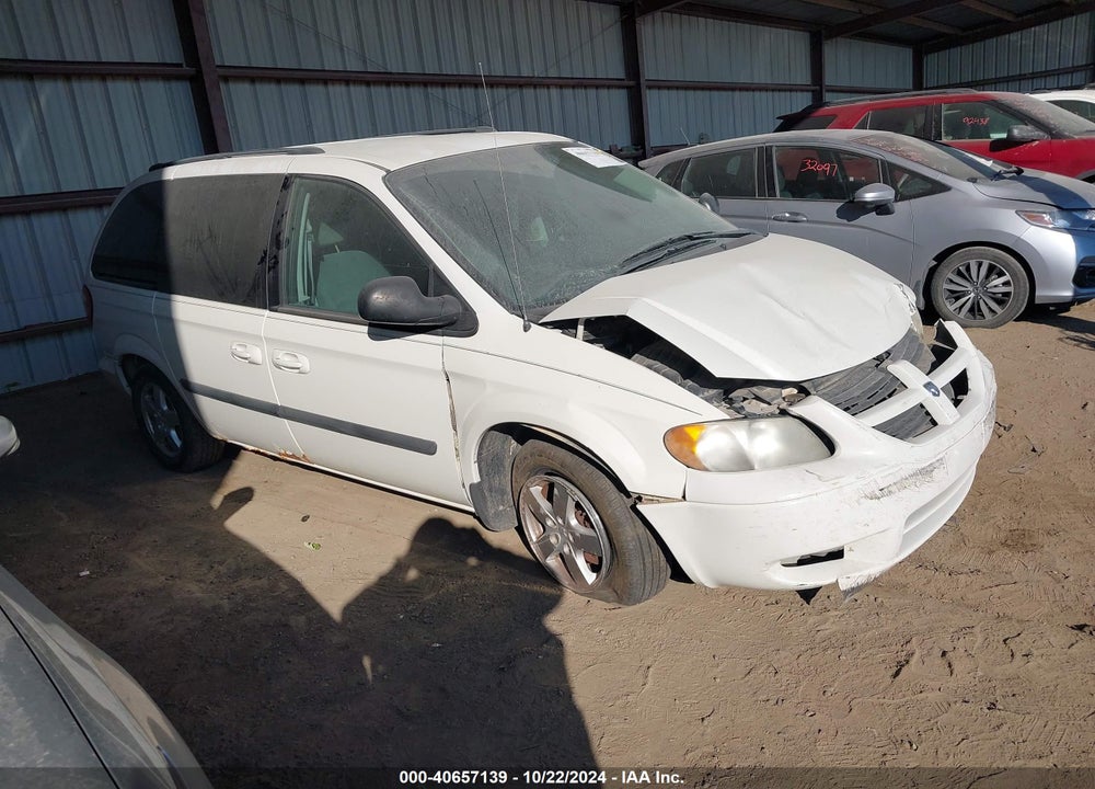 2005 DODGE CARAVAN SXT VIN: 1D4GP45R85B389221