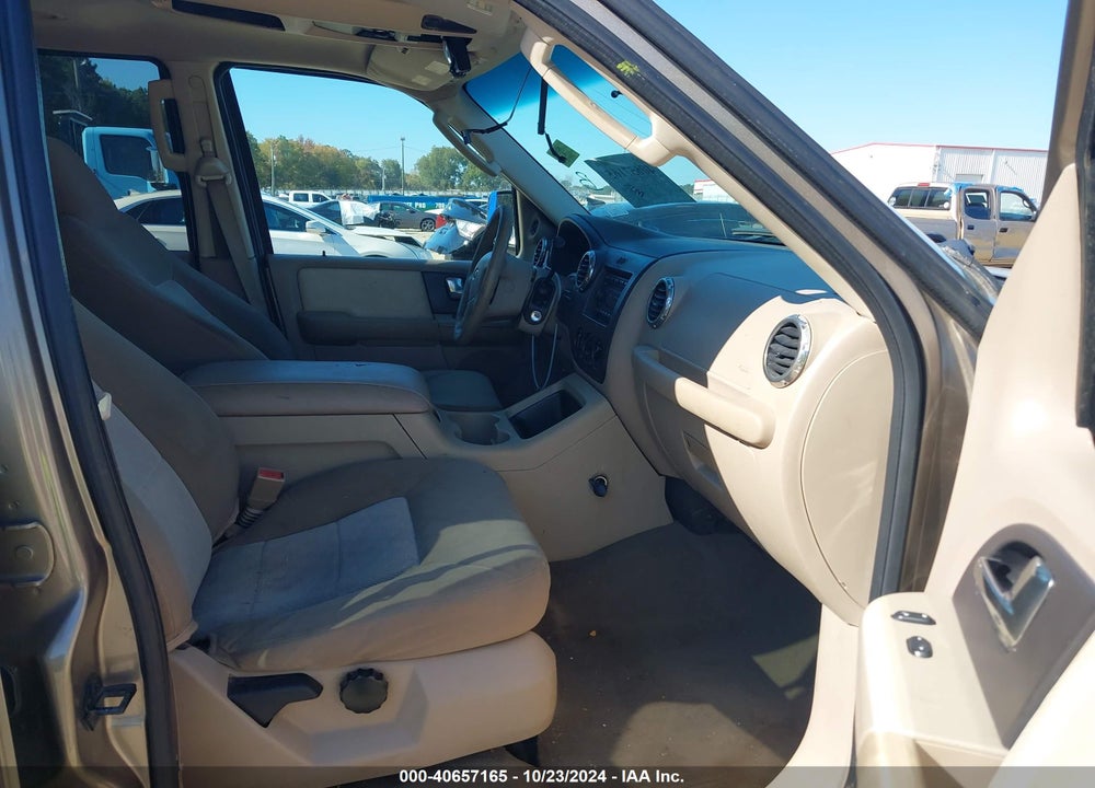 2003 FORD EXPEDITION XLT VIN: 1FMRU15W23LA44000