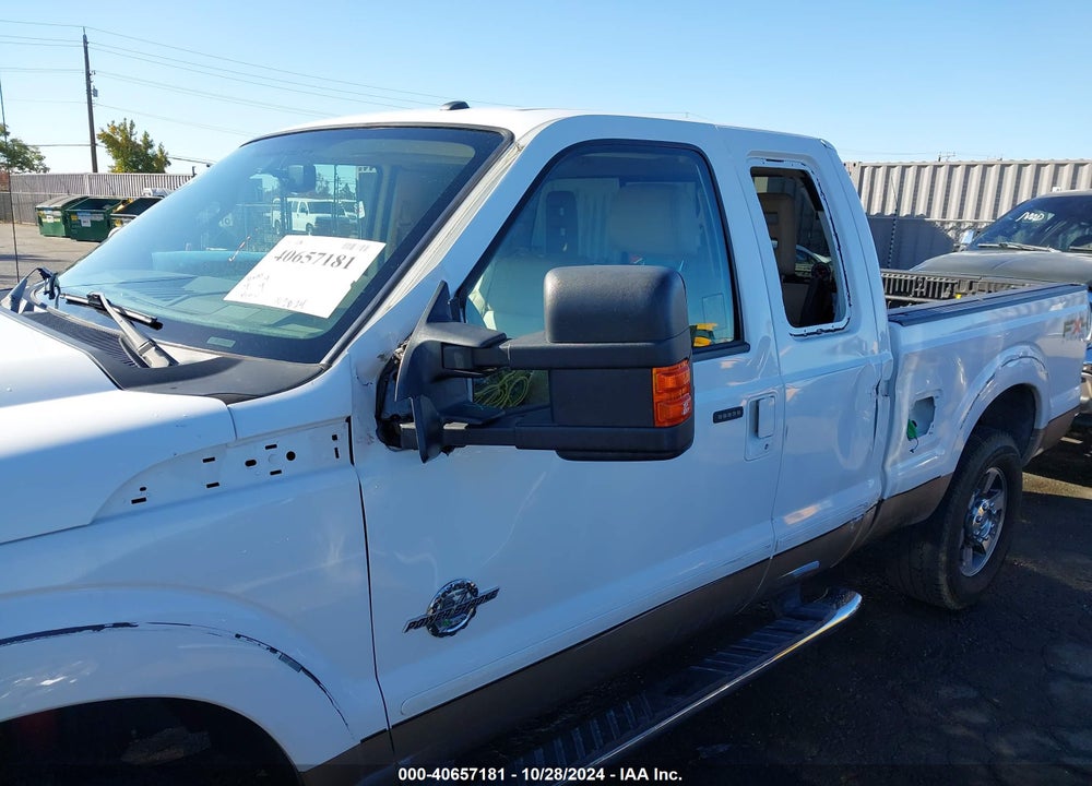 2011 FORD F-250 LARIAT VIN: 1FT7X2BT3BEC20767
