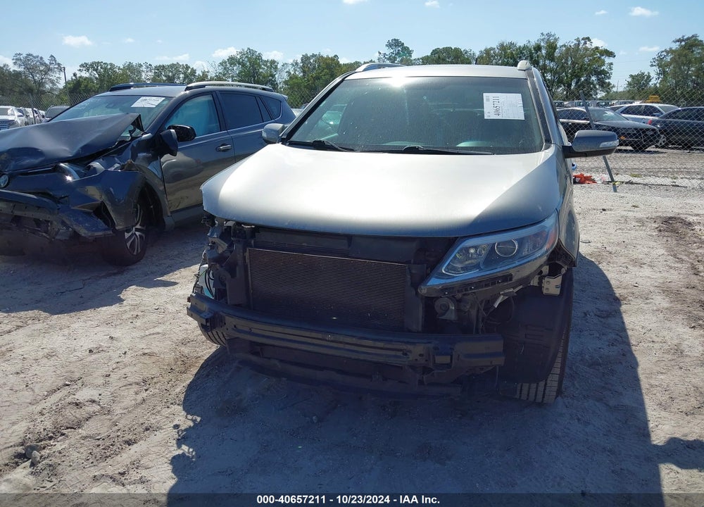 2015 KIA SORENTO LX VIN: 5XYKT3A63FG592839