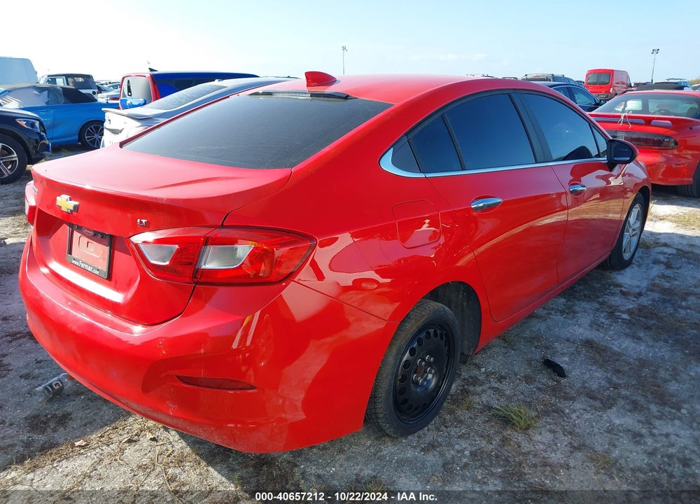 2018 CHEVROLET CRUZE LT AUTO VIN: 1G1BE5SM2J7177626