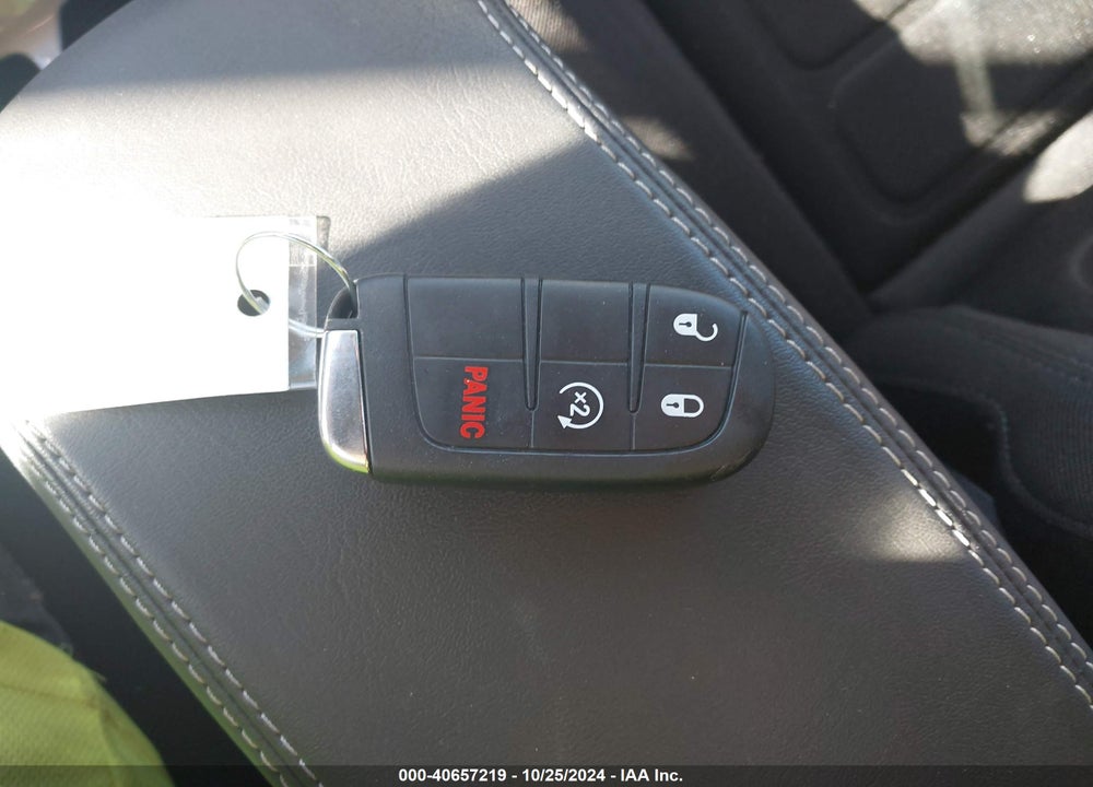 2022 JEEP RENEGADE LATITUDE 4X4 VIN: ZACNJDB14NPN64443