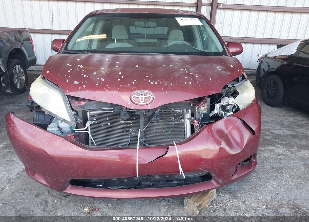 2011 TOYOTA SIENNA LE V6 VIN: 5TDKK3DC3BS062095