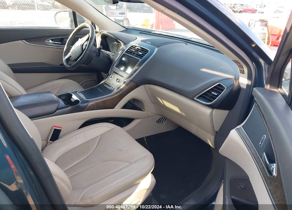 2016 LINCOLN MKX RESERVE VIN: 2LMTJ6LR2GBL76456