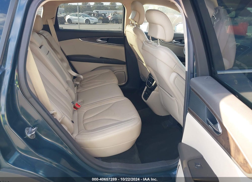 2016 LINCOLN MKX RESERVE VIN: 2LMTJ6LR2GBL76456