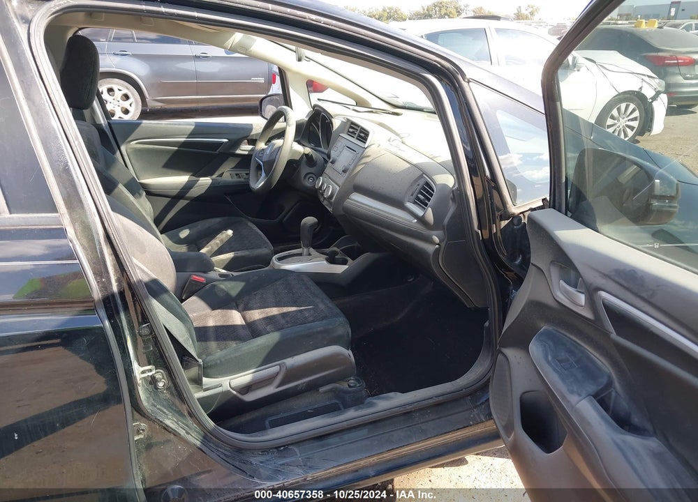 2015 HONDA FIT LX VIN: 3HGGK5H53FM775521