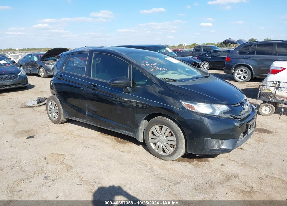 2015 HONDA FIT LX VIN: 3HGGK5H53FM775521