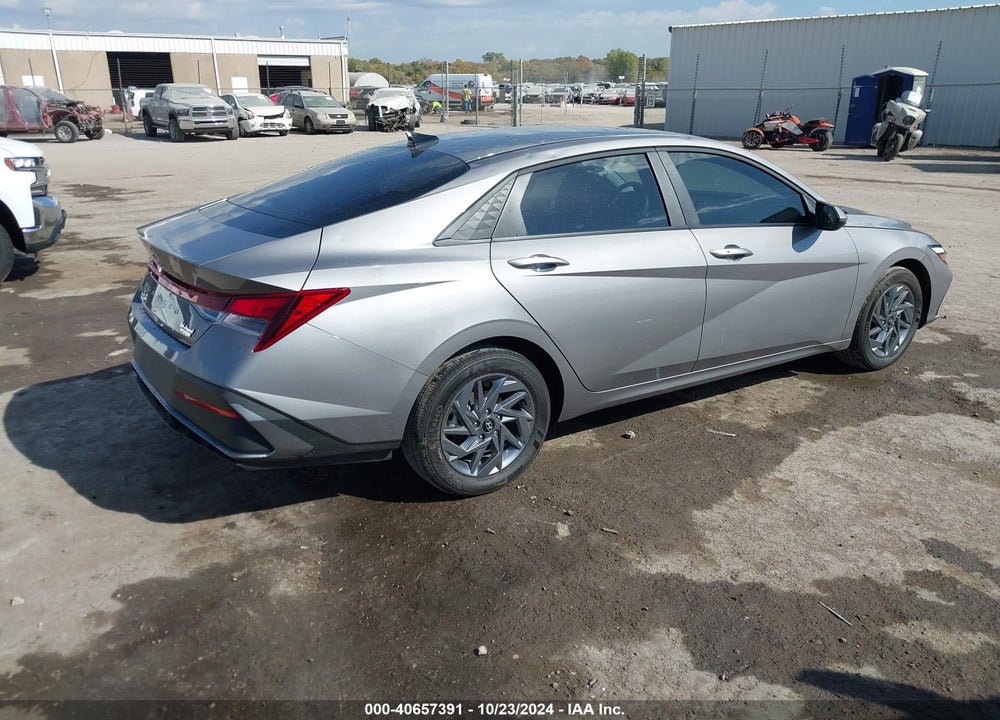 2024 HYUNDAI ELANTRA SEL VIN: KMHLM4DG0RU796413