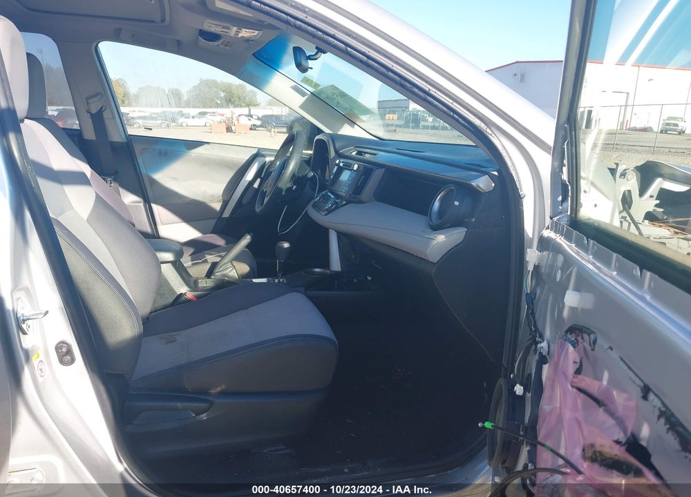 2013 TOYOTA RAV4 XLE VIN: JTMWFREV5D5008363