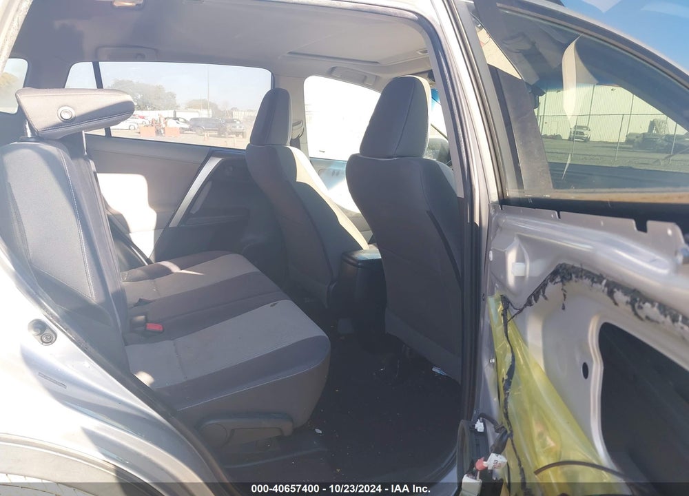 2013 TOYOTA RAV4 XLE VIN: JTMWFREV5D5008363