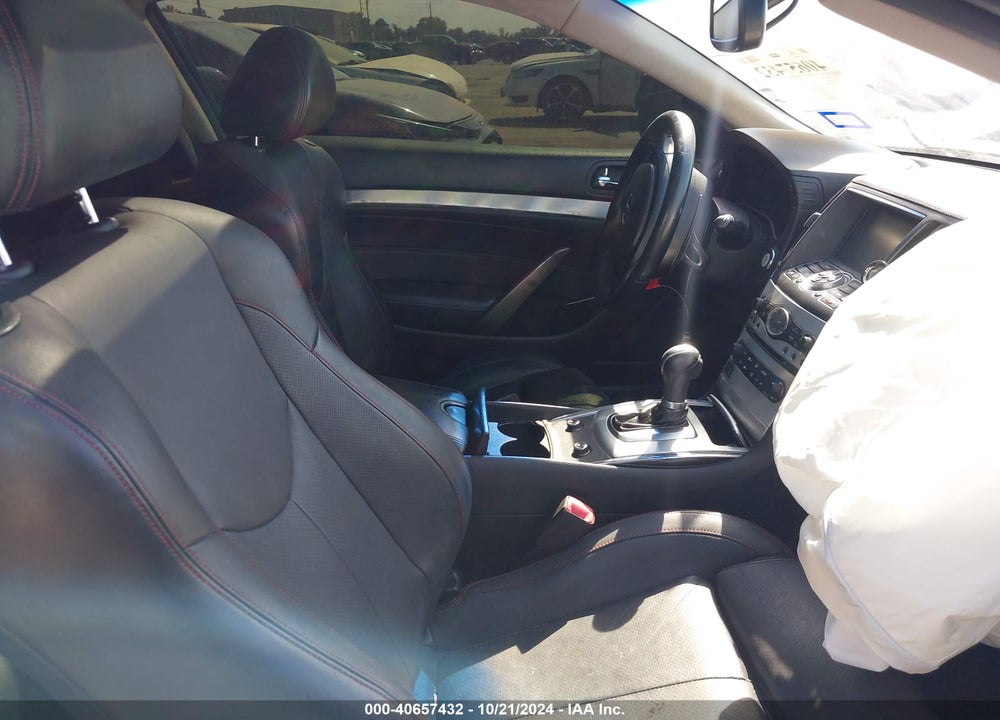 2015 INFINITI Q60 S LIMITED VIN: JN1CV6EK4FM870477