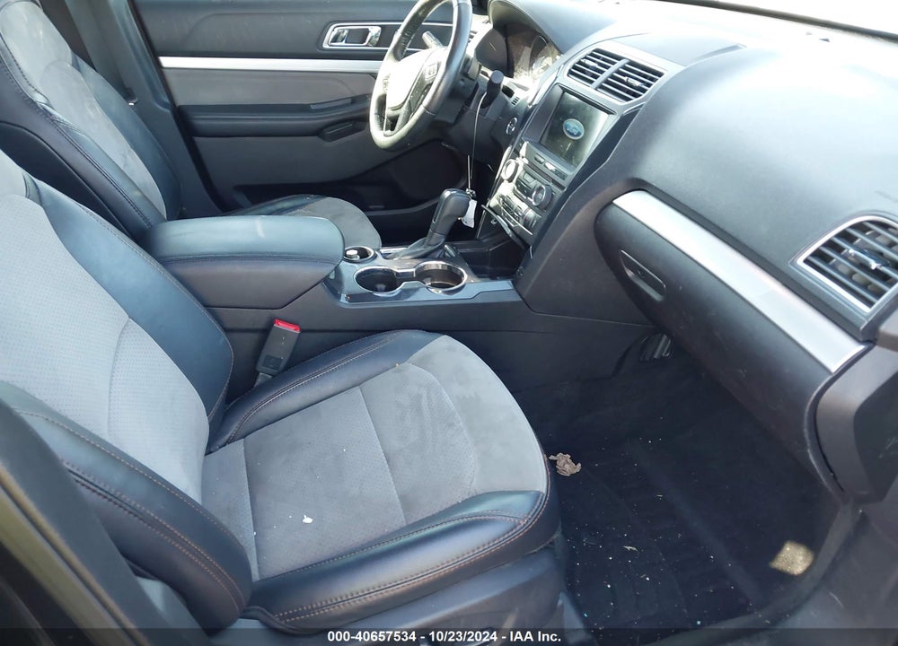 2017 FORD EXPLORER XLT VIN: 1FM5K7D80HGB90258
