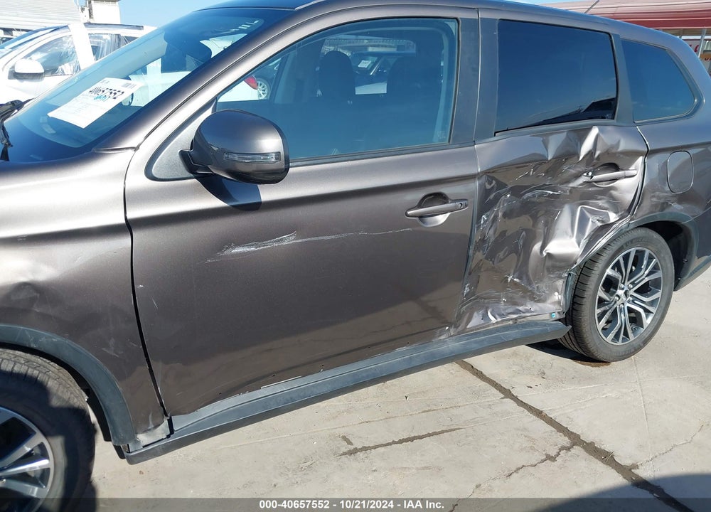 2016 MITSUBISHI OUTLANDER SE VIN: JA4AD3A30GZ062047