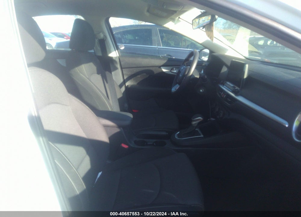 2024 KIA FORTE LXS VIN: 3KPF24AD8RE755799