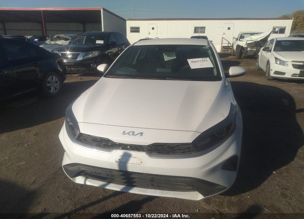 2024 KIA FORTE LXS VIN: 3KPF24AD8RE755799