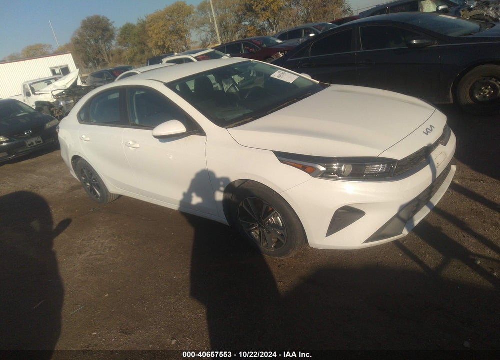 2024 KIA FORTE LXS VIN: 3KPF24AD8RE755799