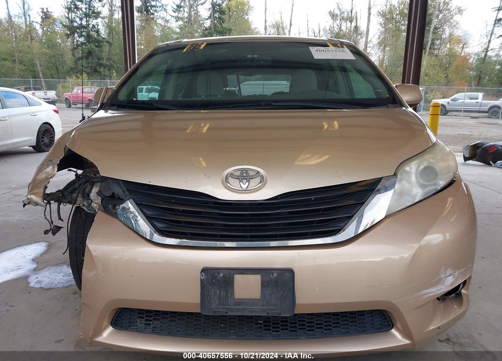 2011 TOYOTA SIENNA LE V6 VIN: 5TDKK3DC1BS126375