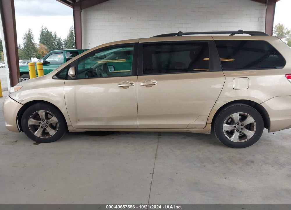 2011 TOYOTA SIENNA LE V6 VIN: 5TDKK3DC1BS126375
