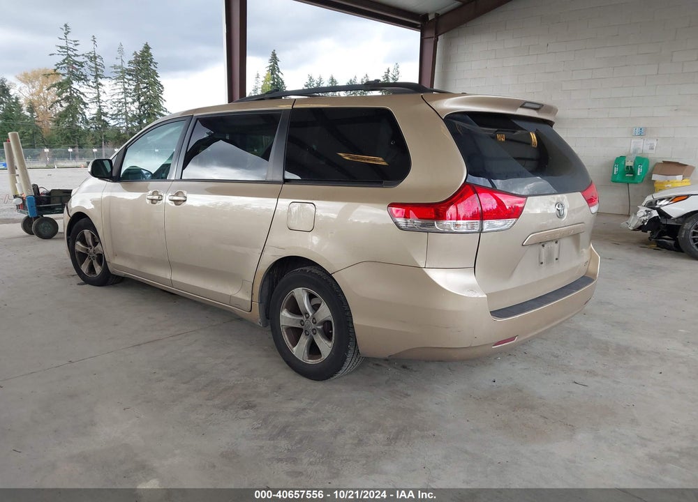 2011 TOYOTA SIENNA LE V6 VIN: 5TDKK3DC1BS126375