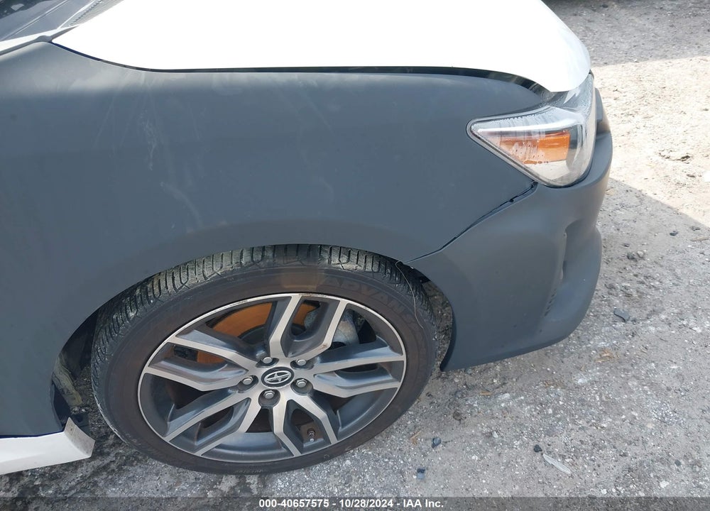 2014 SCION TC VIN: JTKJF5C76E3081643