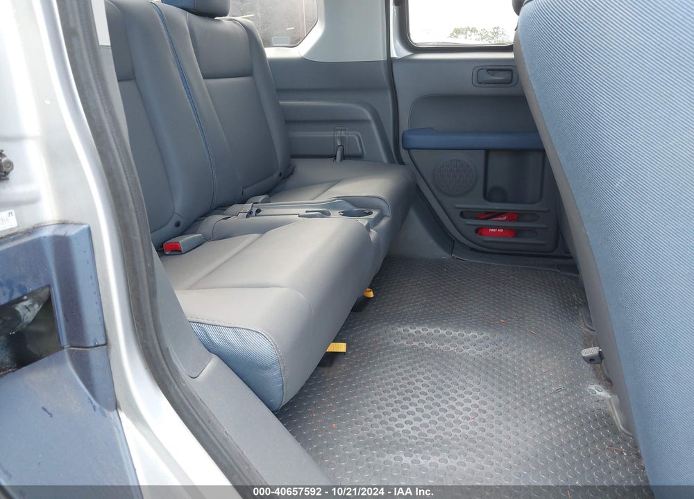 2006 HONDA ELEMENT LX VIN: 5J6YH28306L001916