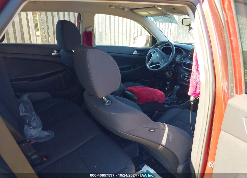 2019 HYUNDAI TUCSON SE VIN: KM8J2CA42KU956492
