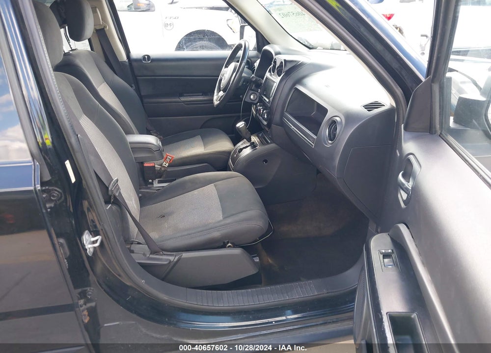 2014 JEEP PATRIOT LATITUDE VIN: 1C4NJPFAXED645136