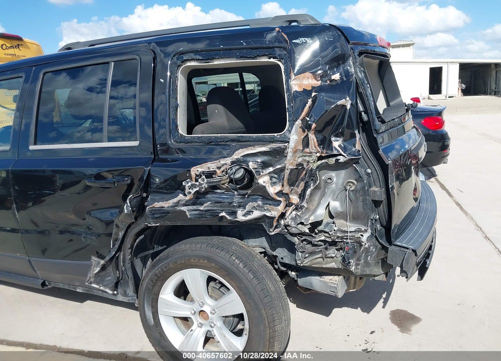 2014 JEEP PATRIOT LATITUDE VIN: 1C4NJPFAXED645136