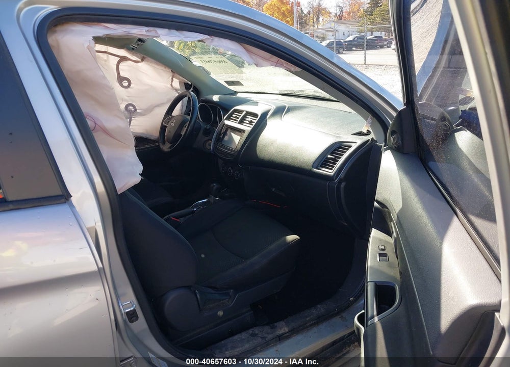 2015 MITSUBISHI OUTLANDER SPORT ES VIN: 4A4AR3AU3FE012046