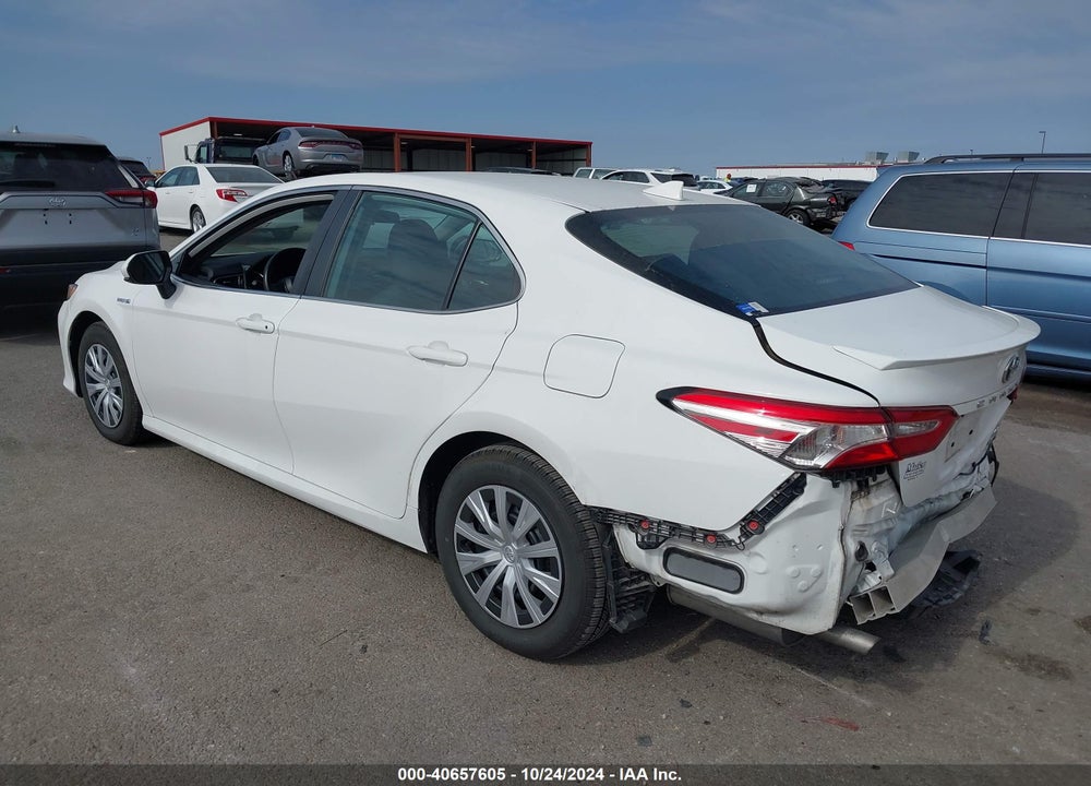 2020 TOYOTA CAMRY LE HYBRID VIN: 4T1C31AK5LU011157