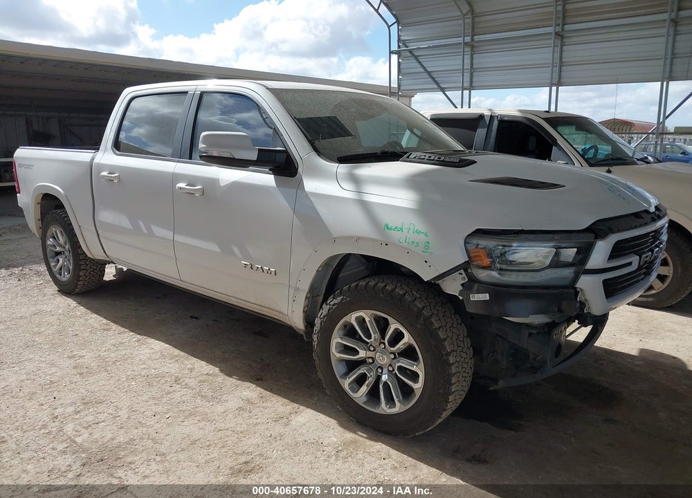 2021 RAM 1500 LAIE  4X4 5'7 BOX VIN: 1C6SRFJT8MN810244