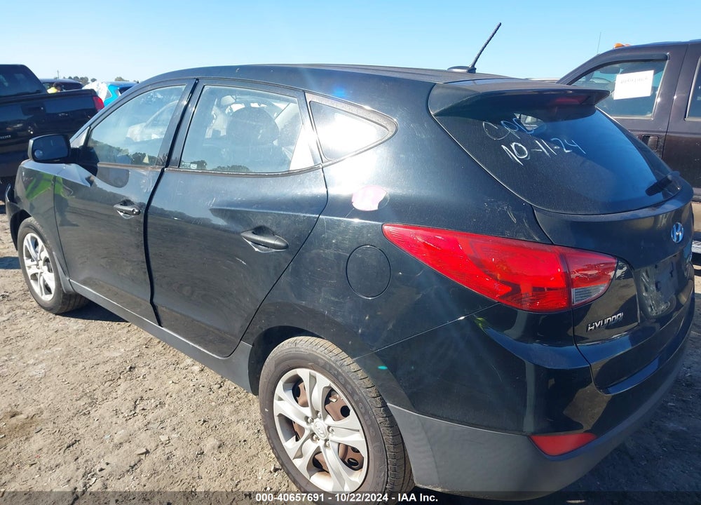 2010 HYUNDAI TUCSON GLS VIN: KM8JT3AC4AU077031
