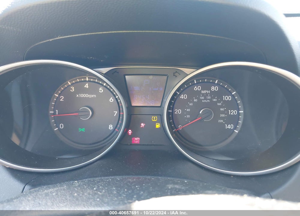 2010 HYUNDAI TUCSON GLS VIN: KM8JT3AC4AU077031