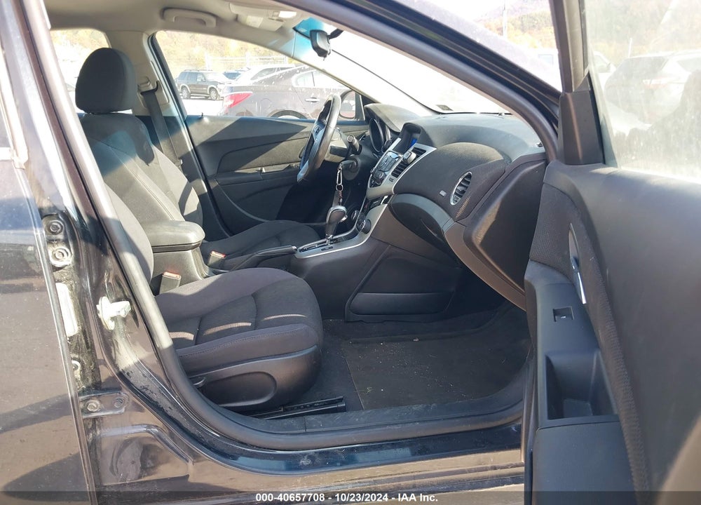 2014 CHEVROLET CRUZE 1LT AUTO VIN: 1G1PC5SB0E7438171