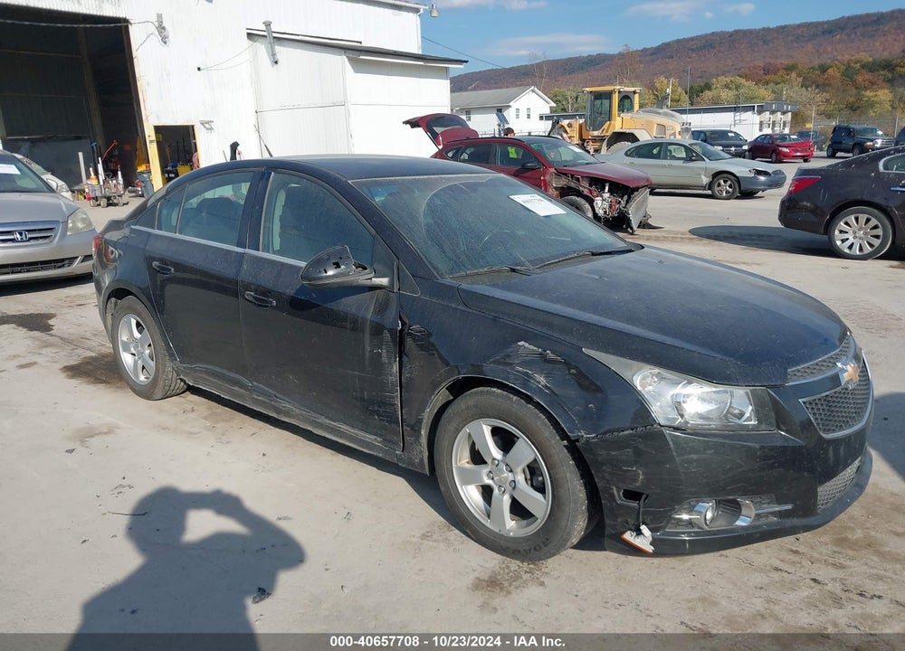 2014 CHEVROLET CRUZE 1LT AUTO VIN: 1G1PC5SB0E7438171