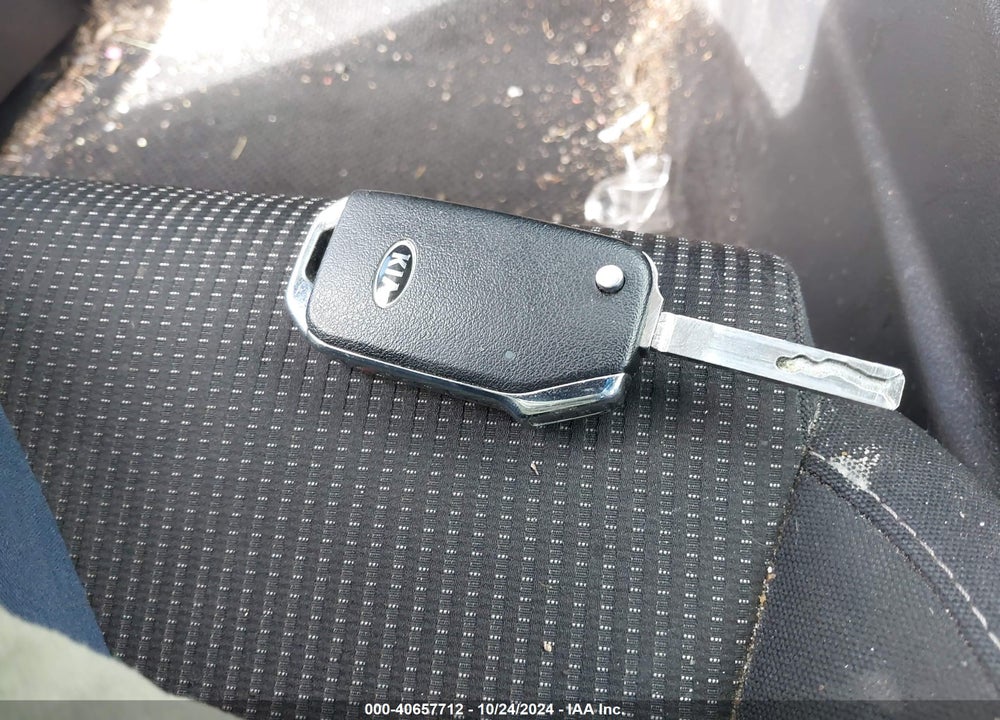 2021 KIA FORTE LXS VIN: 3KPF24AD2ME287688