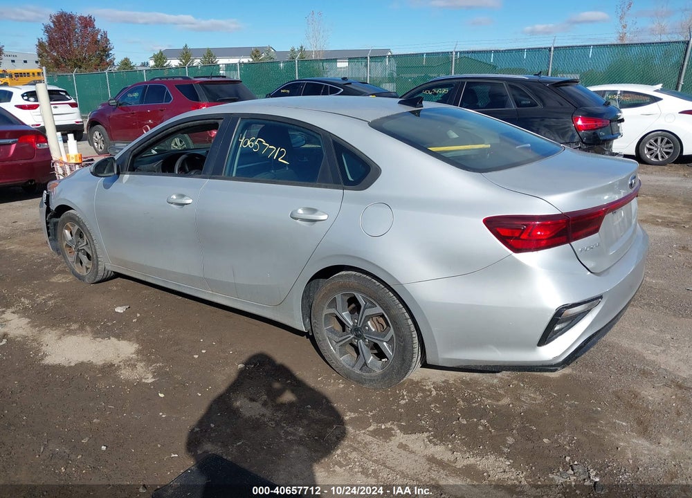2021 KIA FORTE LXS VIN: 3KPF24AD2ME287688