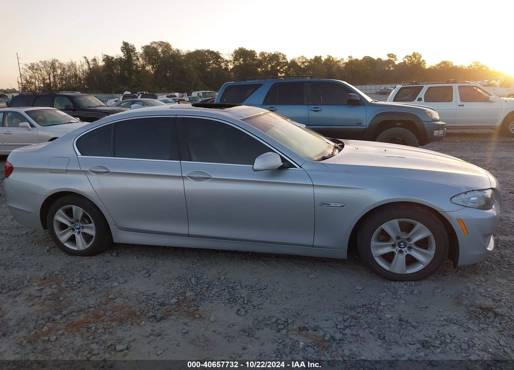 2013 BMW 528I VIN: WBAXG5C59DDY37713
