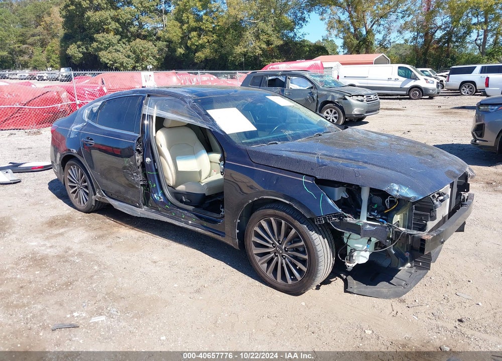 2017 KIA CADENZA PREMIUM VIN: KNALC4J17H5092920