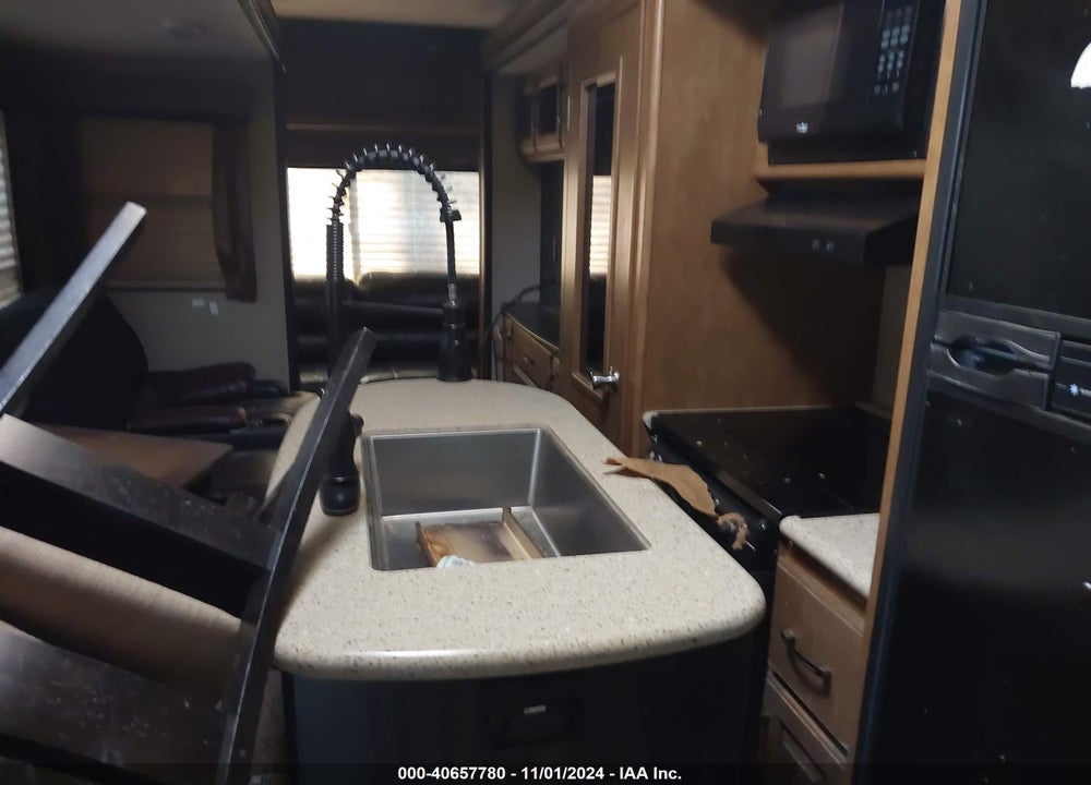 2015 GRAND DESIGN REFLECTION 35FT VIN: 573TR3723G3307479
