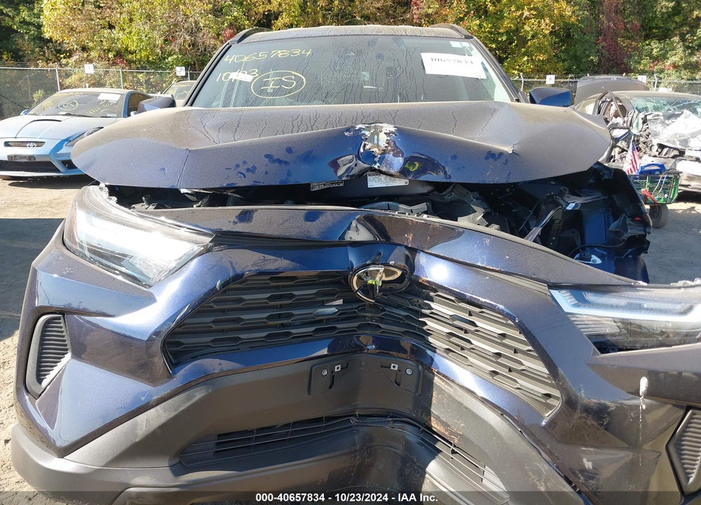 2024 TOYOTA RAV4 XLE VIN: 2T3P1RFV1RW468010