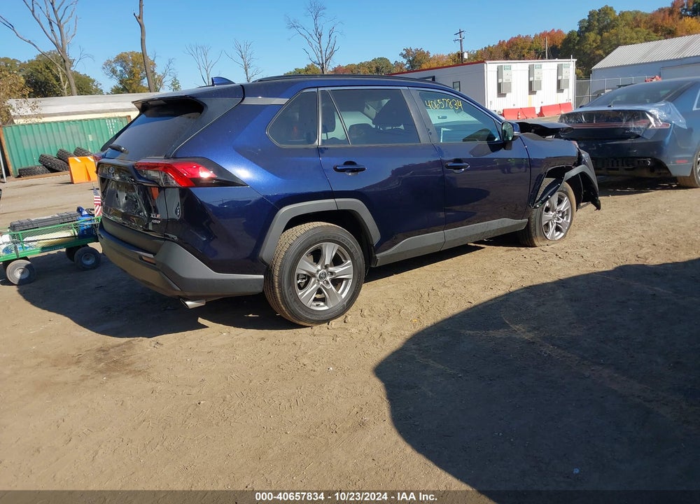 2024 TOYOTA RAV4 XLE VIN: 2T3P1RFV1RW468010