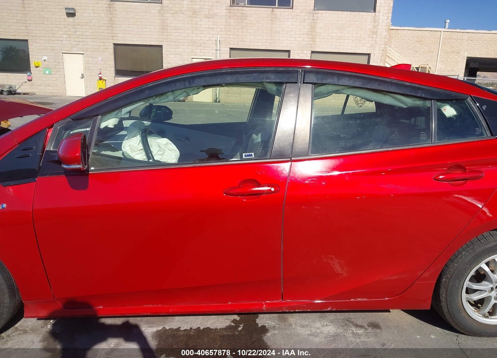 2017 TOYOTA PRIUS THREE VIN: JTDKARFUXH3537781