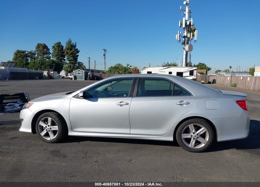 2014 TOYOTA CAMRY SE VIN: 4T1BF1FK4EU455127